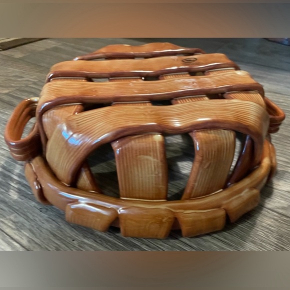 Vintage  The cellar Italian Ceramic Bread Fruit Centerpiece Home Decor Bowl - Picture 3 of 8